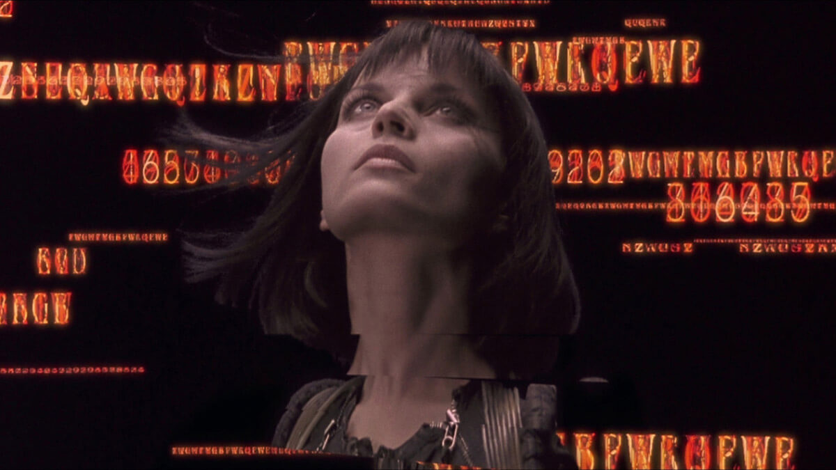Avalon (του Μαμόρου Όσι, 2001)